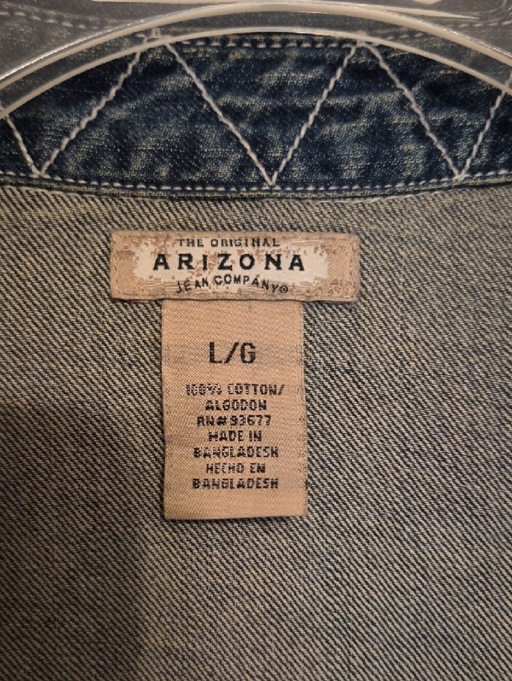 NWOT Arizona Jean Co. Womens  Distressed Blue Denim Shirt Jacket SZ L - Picture 2 of 10